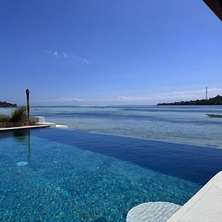 Segara Seaside Resort Lembongan Exterior photo