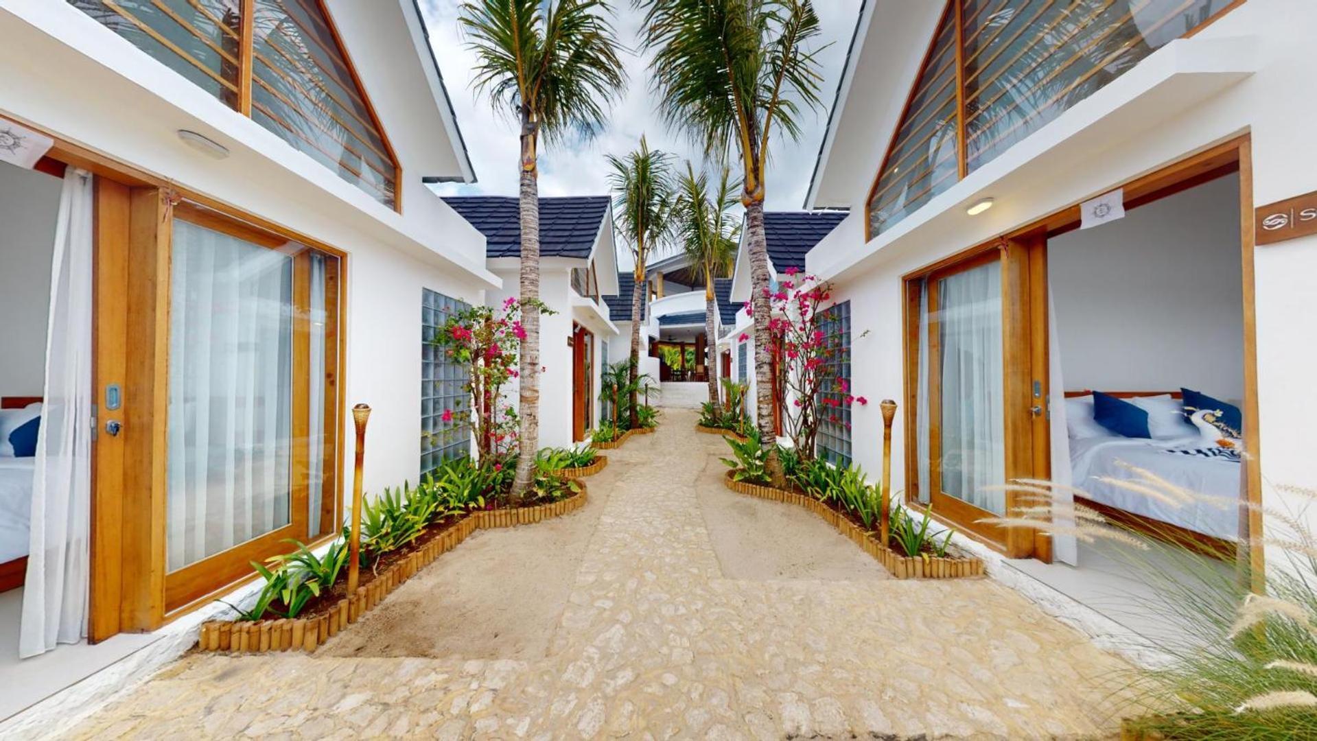 Segara Seaside Resort Lembongan Exterior photo
