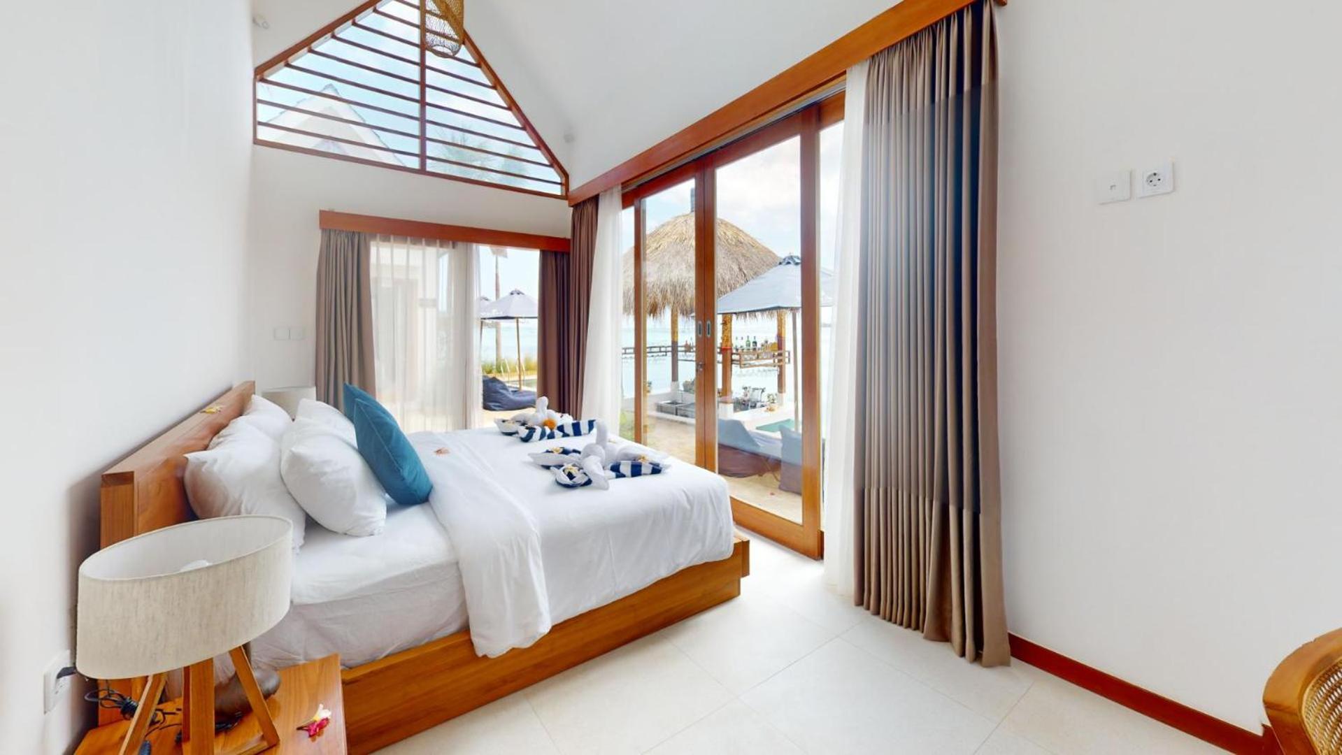 Segara Seaside Resort Lembongan Exterior photo